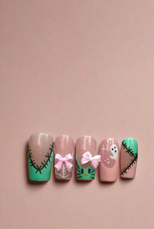 Frankenstein Hello Kitty 🐱 🎀